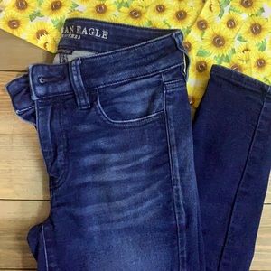 American Eagle “jegging crop”